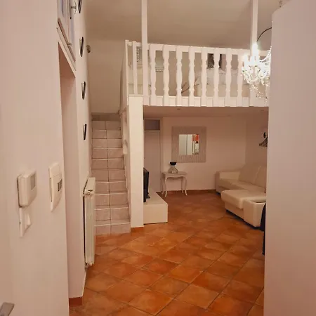 Porta Venezia Loft - & Station Appartamento *